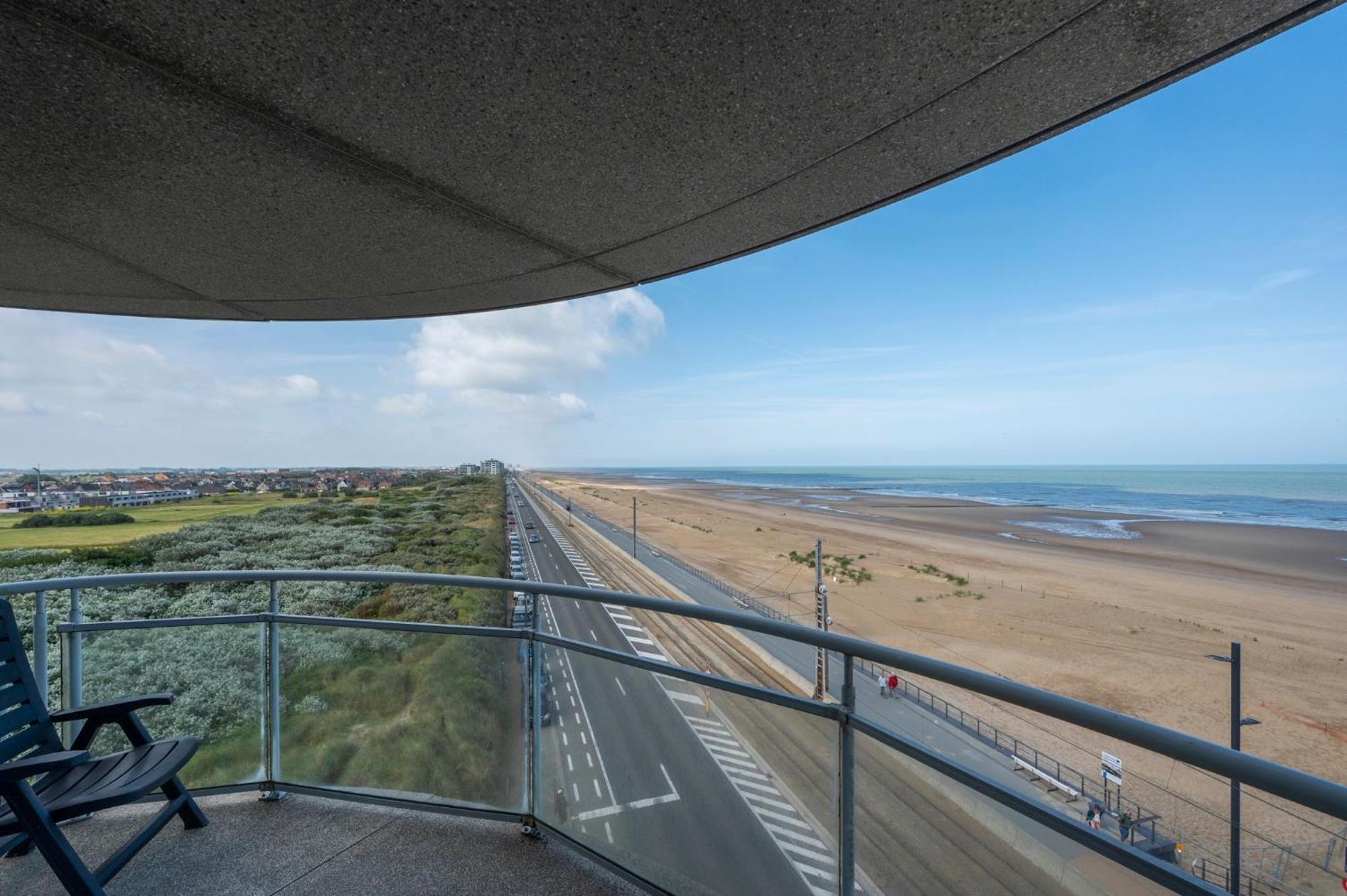 Vayamundo Oostende - Apartments Exteriör bild